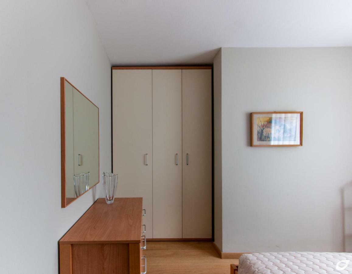 2-Bedroom Apt, With Balcony & Aircondition - 50 M From The Beach Marina di Pietrasanta Eksteriør billede