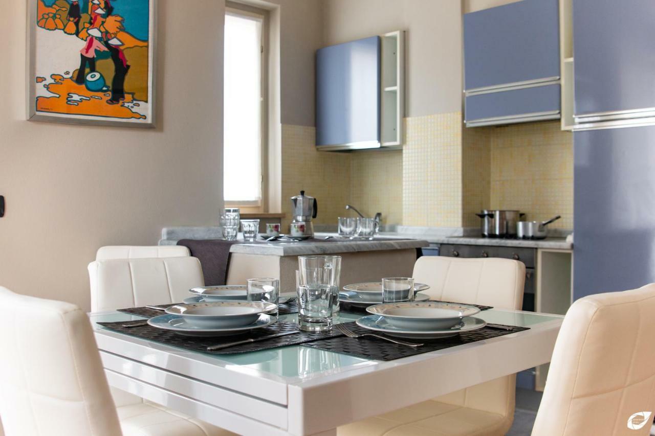 2-Bedroom Apt, With Balcony & Aircondition - 50 M From The Beach Marina di Pietrasanta Eksteriør billede